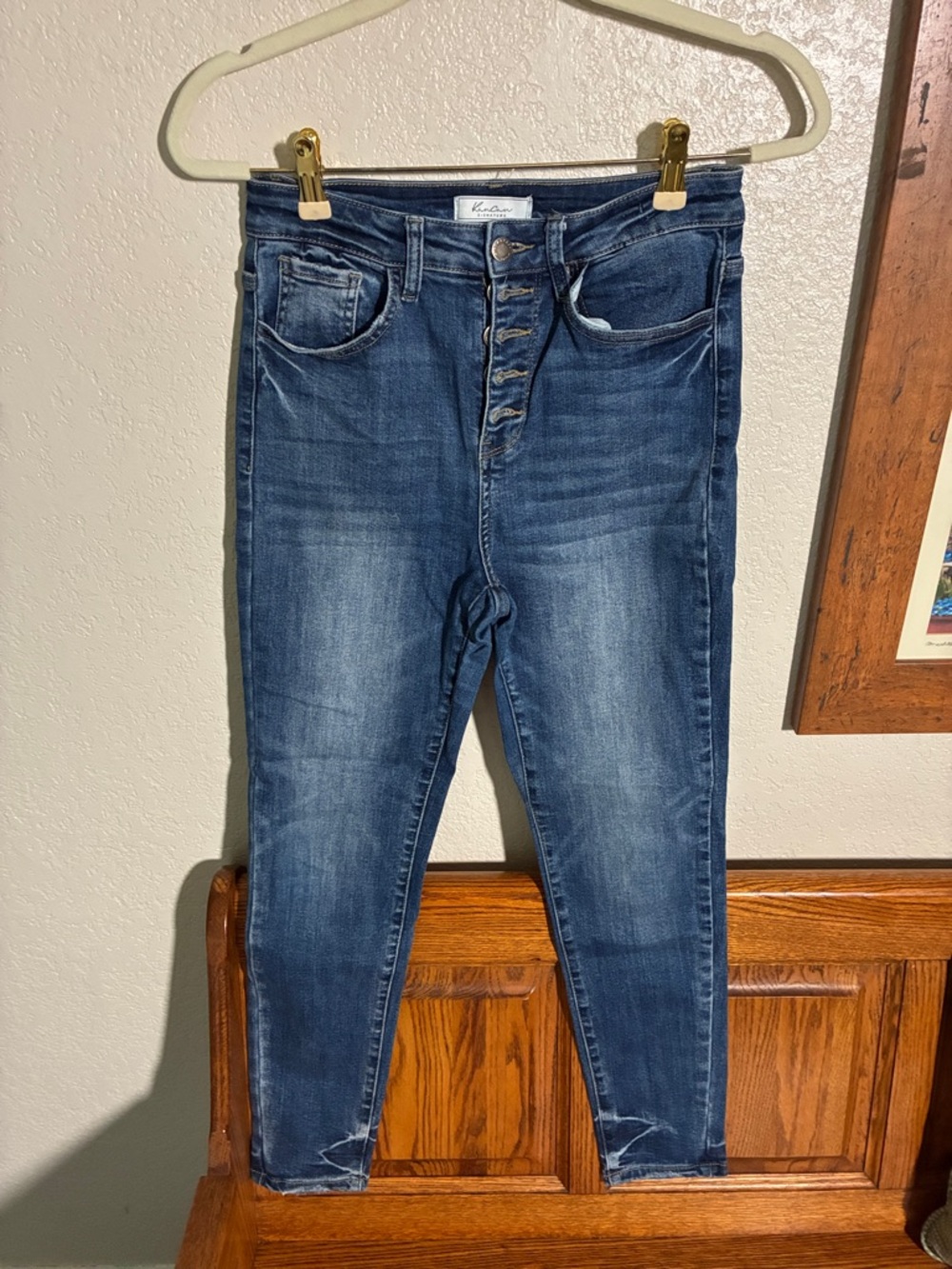 KanCan Kurvy Ultra High Rise Ankle Skinny Medium Wash
